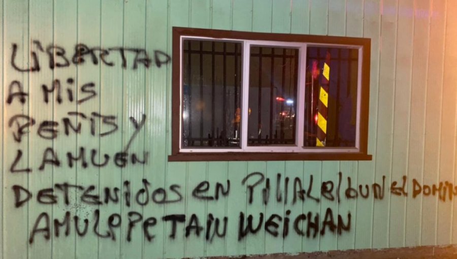 Subsecretario del Interior vinculó ataque incendiario a escuela en Pailahueque con detenciones de comuneros