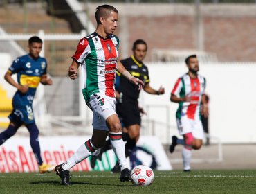 Everton rescató un agónico empate ante un Palestino que luchó casi todo el partido con 10