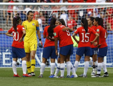 "Guerreras": Vidal y Medel aplaudieron a la Roja femenina tras clasificar a los Juegos Olímpicos