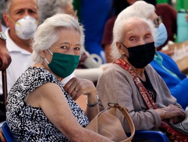 Personas mayores de 80 años podrán hacer sus compras sin permiso temporal