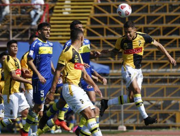 Coquimbo sin Paredes y con “Bose” titular lo ganó en la agonía ante Barnechea