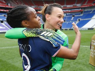 Espectacular atajada de Endler clasificó al PSG a semifinales de Champions