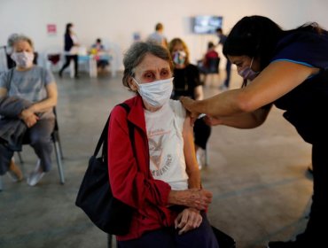 Por qué ha generado tanta indignación en Argentina el cierre de los colegios por la segunda ola de contagios de Covid-19