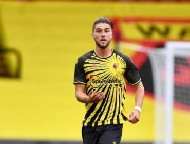 Watford de Sierralta venció al puntero y quedó a un paso del ascenso a Premier League