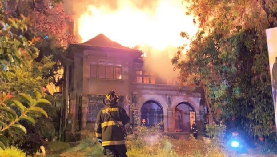 Detienen a presunto responsable de incendio que consumió el 80% de la Casa Italia de Viña del Mar