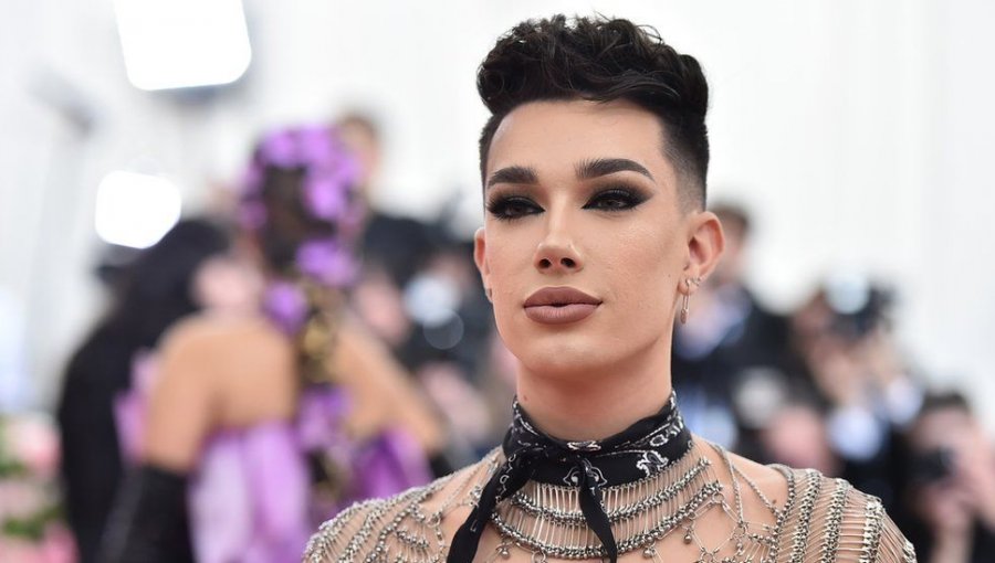 Por denuncia de acoso digital contra menores de edad: YouTube suspende temporalmente a James Charles