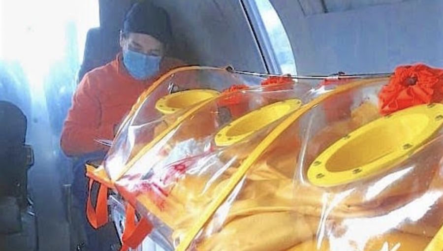 "UCI con alas": El emotivo relato del enfermero conconino que traslada a pacientes con Covid en aeroambulancia