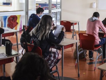 Cámara de Diputados rechaza proyecto que promovía la participación de los estudiantes en el proceso constituyente