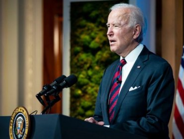 Joe Biden promete recortar las emisiones de CO2 de EE.UU. a la mitad para finales de década