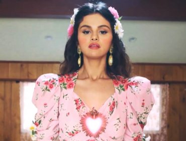 Selena Gómez sorprende con radical cambio de look