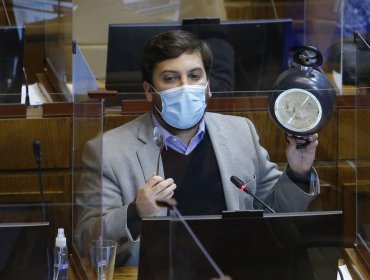 Diputado Raúl Soto del PPD fustigó proyecto del Gobierno: "Llega tarde y mal"