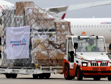 Adelantan pronta llegada a la región de Valparaíso de la vacuna AstraZeneca para varones mayores de 18 años