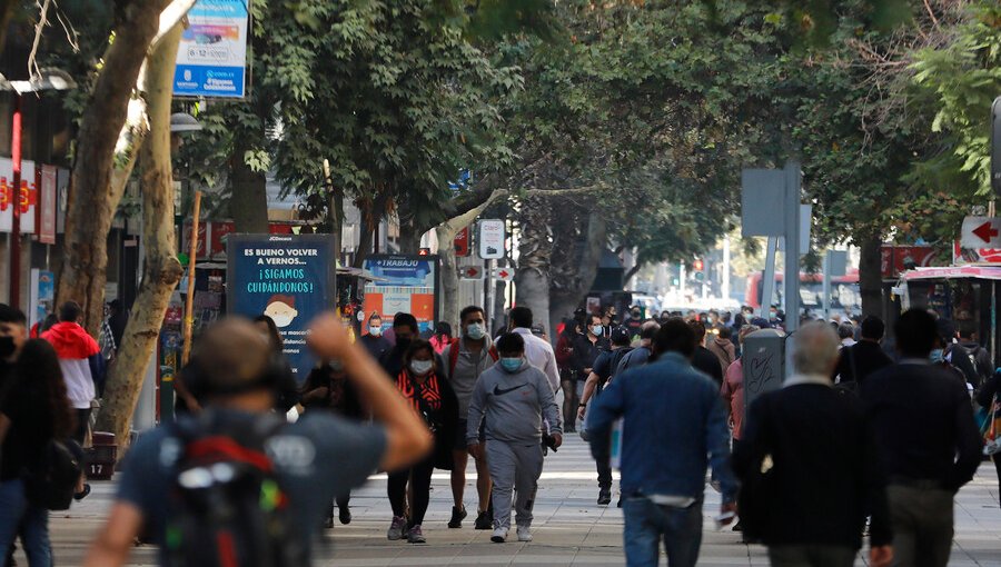 10 comunas de la región Metropolitana iniciaron su desconfinamiento: tendrán cuarentena sólo el fin de semana