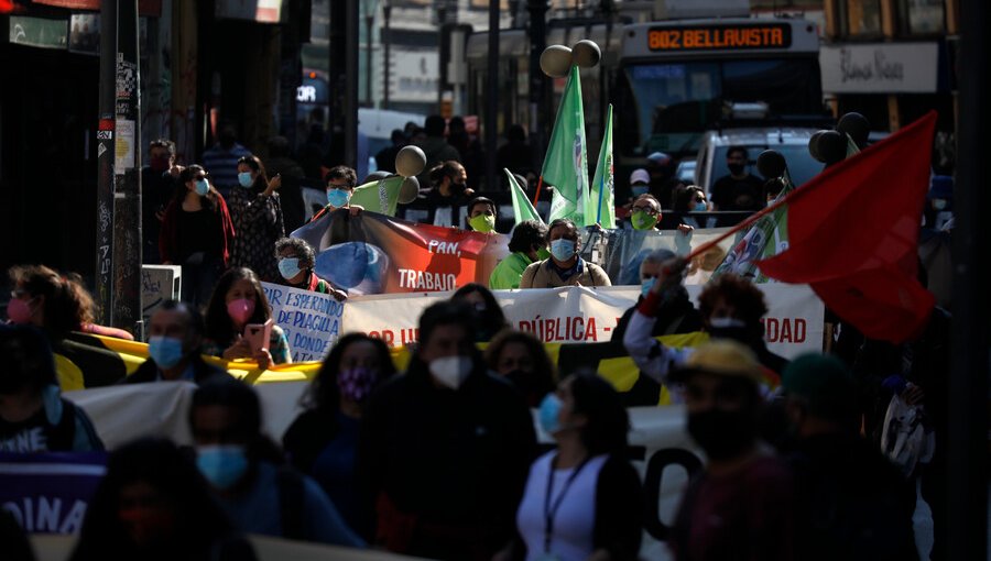 Huelga General Sanitaria de la CUT concluyó con homenaje a los trabajadores de la salud en Valparaíso