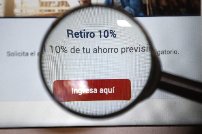 Más de 3,2 millones de personas realizaron la solicitud para el tercer retiro del 10% la primera jornada