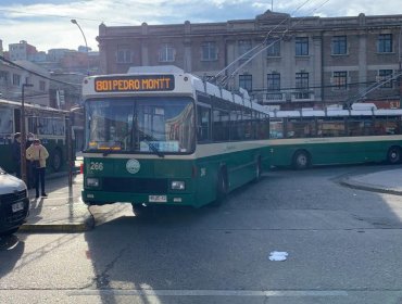 Después de 15 años, los trolebuses de Valparaíso retoman histórico recorrido por la Av. Pedro Montt