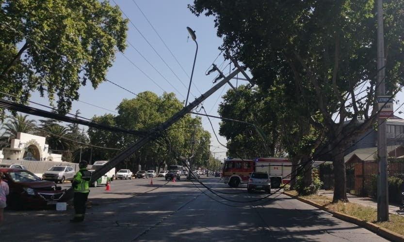 Más de 520 mil clientes han sufrido interrupciones en el suministro eléctrico por postes chocados en el primer trimestre de 2021