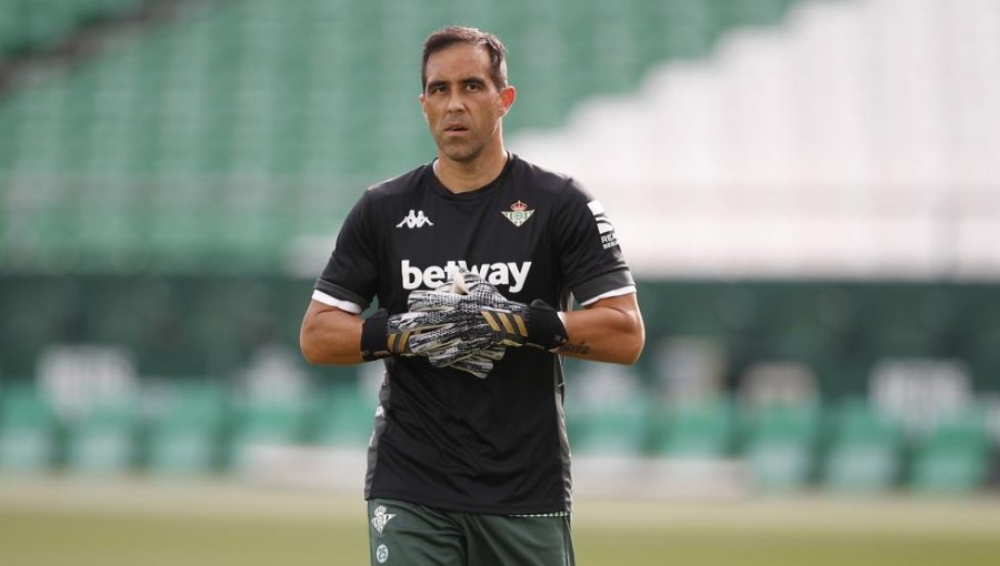 Claudio Bravo confesó que pensó retirarse: “Sin un contrato de dos años en Betis, mi carrera acababa en el City"