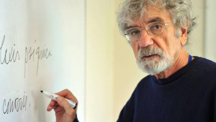 Pesar por muerte de Humberto Maturana: U. de Chile decreta tres días de duelo