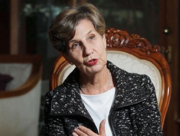 Senadora Isabel Allende se refiere a expulsiones de migrantes: "Son vulneraciones a los derechos humanos"