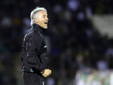 Ivo Basay reemplazaría a Ronald Fuentes en la banca de Santiago Wanderers