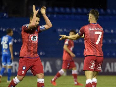 Huachipato venció a 12 de Octubre y es líder de su grupo en Copa Sudamericana