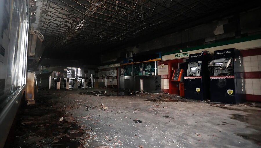 Condenan a uno de los dos imputados por incendio de la estación Pedrero del Metro durante estallido social