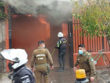 Niña de tres años muere y otra queda en riesgo vital tras incendio en vivienda de Puente Alto