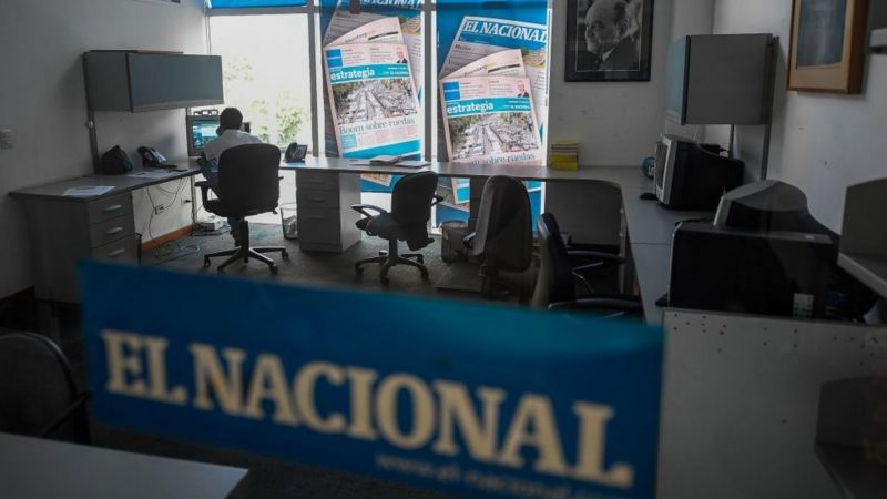 Autoridades venezolanas embargan sede del diario El Nacional por la demanda de Diosdado Cabello