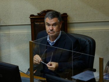 El "bombazo" del senador Manuel José Ossandón a Chile Vamos: "Votaré por Claudio Orrego"