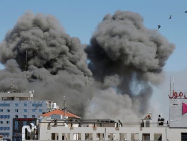 Ejército israelí dice haber atacado la casa del líder de Hamás en Gaza