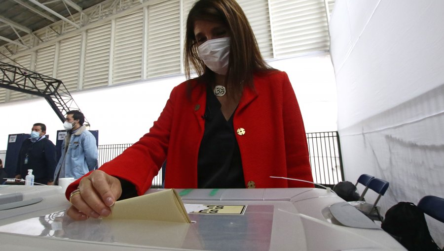 Paula Narváez: "Oposición hoy va a ganar y tenemos la obligación de construir unidad"