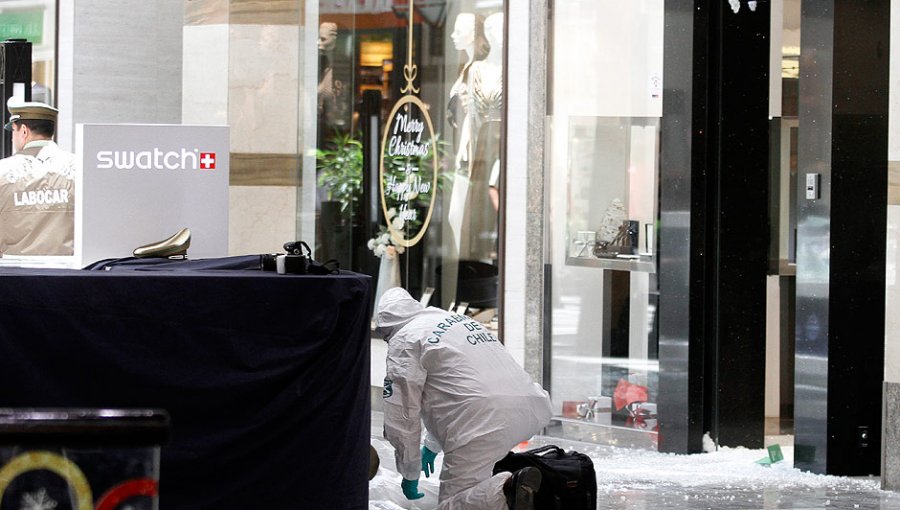 Detienen a seis sospechosos de asalto frustrado a joyería en mall de Las Condes