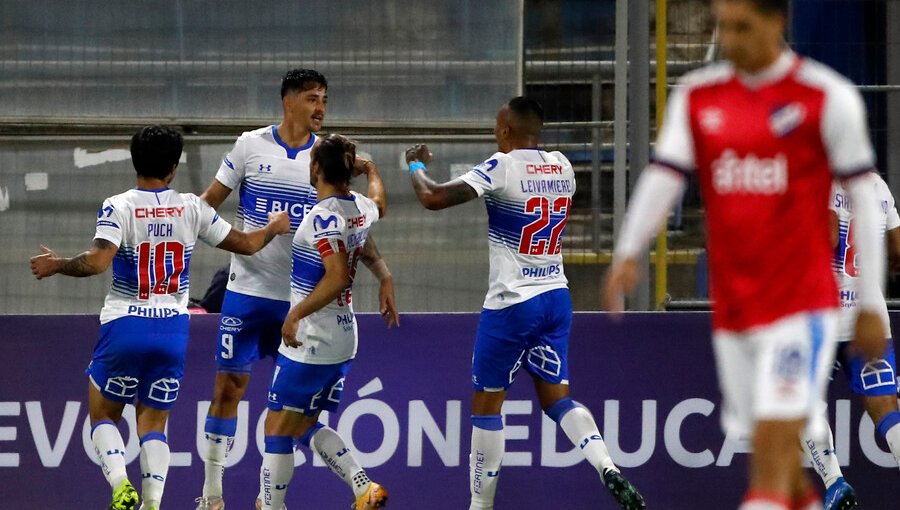 Universidad Católica visita a un diezmado Nacional de Uruguay por Libertadores