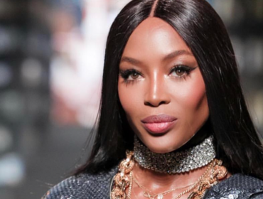 Naomi Campbell sorprende al revelar que se convirtió en madre a los 50 años