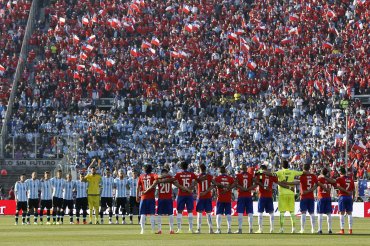 Chile podría adelantar regreso de público a estadios para albergar Copa América