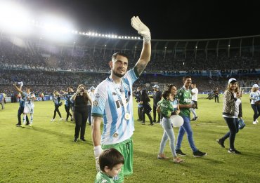 "El mejor arquero de América": Arias otra vez brilló en gran triunfo de Racing