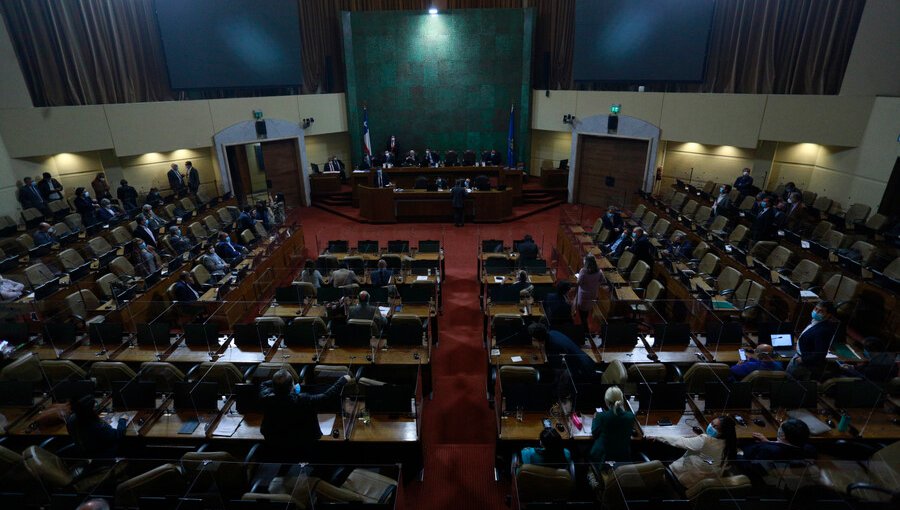 Corte de luz obliga a suspender sesión en la Cámara de Diputados y postergar votaciones