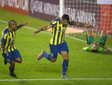 Rosario Central se burla de Huachipato tras goleada por Copa Sudamericana