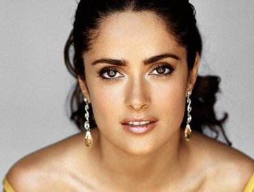 Salma Hayek revela haberse contagiado de Covid-19: "Prefería morir en casa"