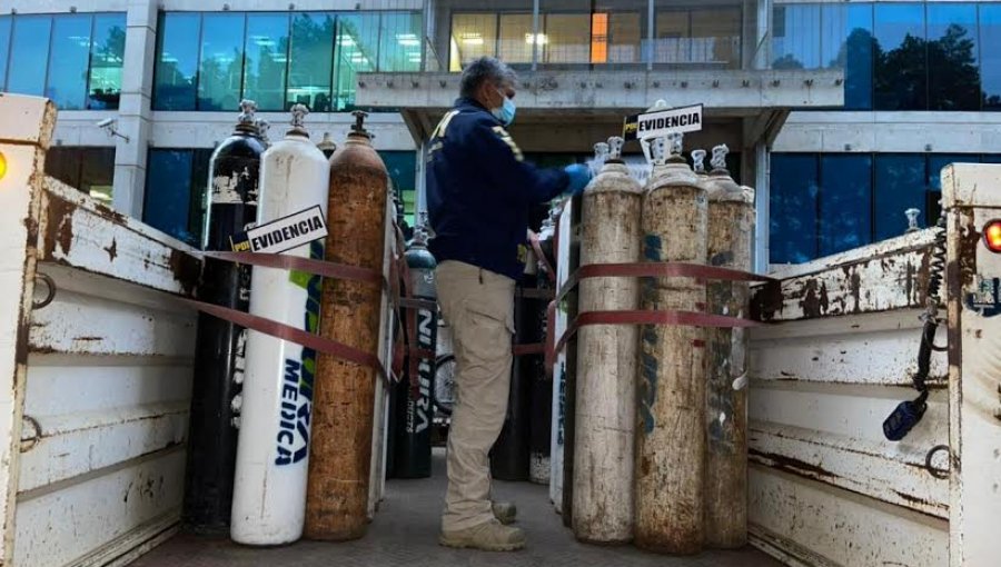 Recuperan 500 cilindros de gas industrial que fueron robados en Valparaíso: son usados por hospitales en la pandemia