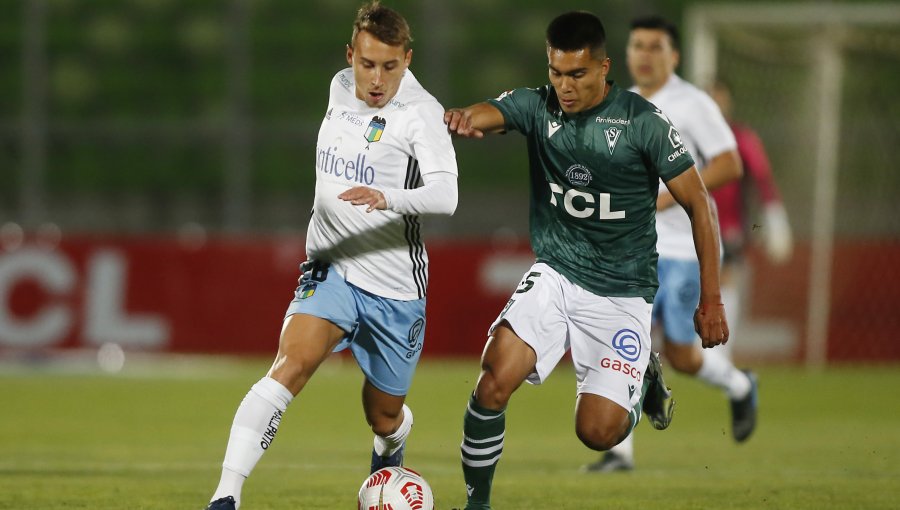 Wanderers en el debut de Víctor Rivero en la banca logra conseguir su primer punto del campeonato