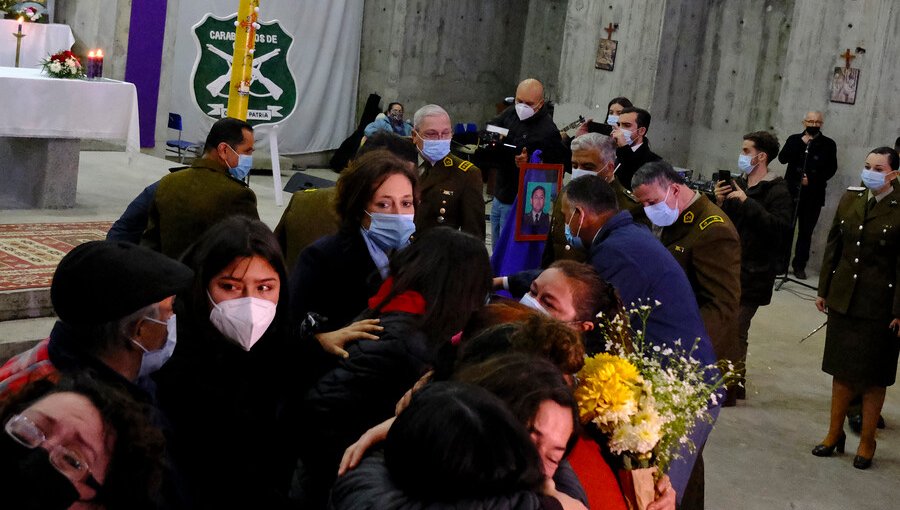 Féretro del carabinero fallecido en Collipulli llegó hasta Quillón para su velorio y funeral