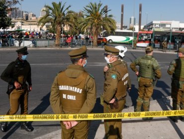 Carabinero disparó a delincuente para repeler asalto en pleno centro de Santiago