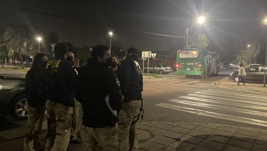 Investigan muerte de hombre que fue baleado al interior de bus del Transantiago en La Granja