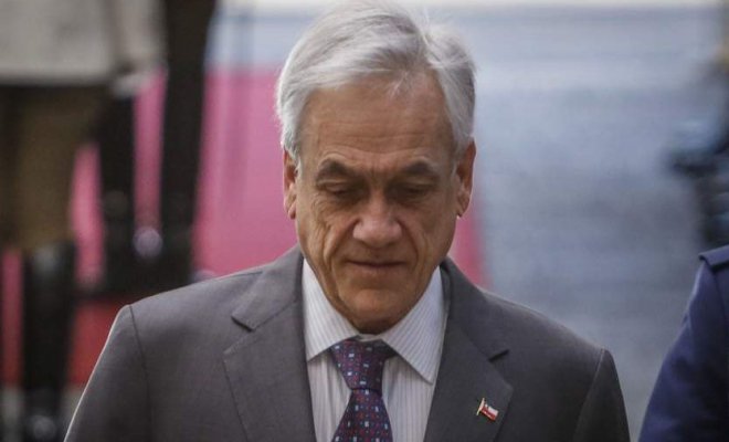 Presidente Piñera se retiró anticipadamente de funeral de carabinero asesinado en Collipulli tras ser increpado por familiar