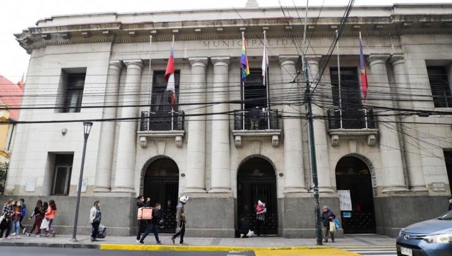 Municipalidad de Valparaíso oficia a Contraloría para que investigue remoción de la administradora municipal