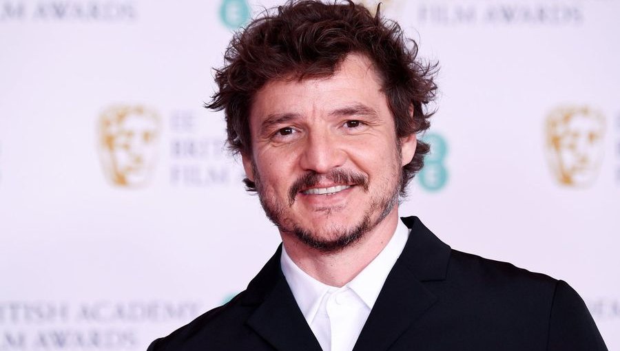 Pedro Pascal arruina video de su cuñado Juan Antonio Raffo con hilarante chilenismo