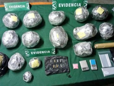 Más de 13 kilos de marihuana fueron incautados tras una fiscalización en el centro de Valparaíso