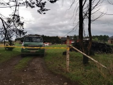 Fiscalía confirma que concejal electo hallado muerto en Llanquihue tenía heridas cortantes atribuibles a terceros